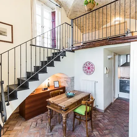 Loft Santa Croce Διαμέρισμα *