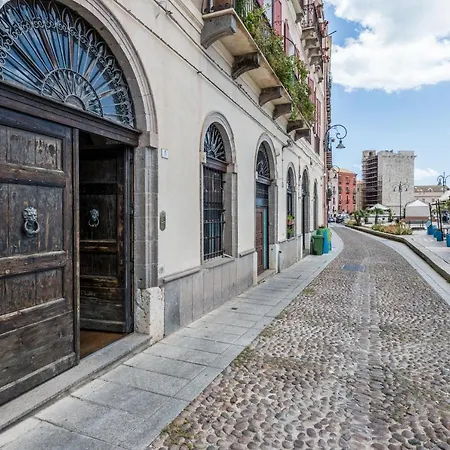 Lägenhet Charming Loft In Santa Croce Cagliari